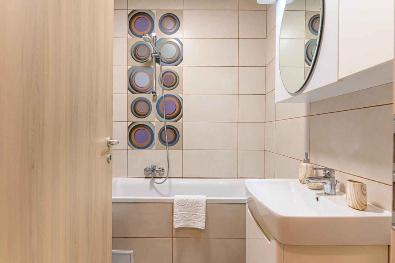 Jad - Luxury Apartments Afi Mall Брашов Экстерьер фото